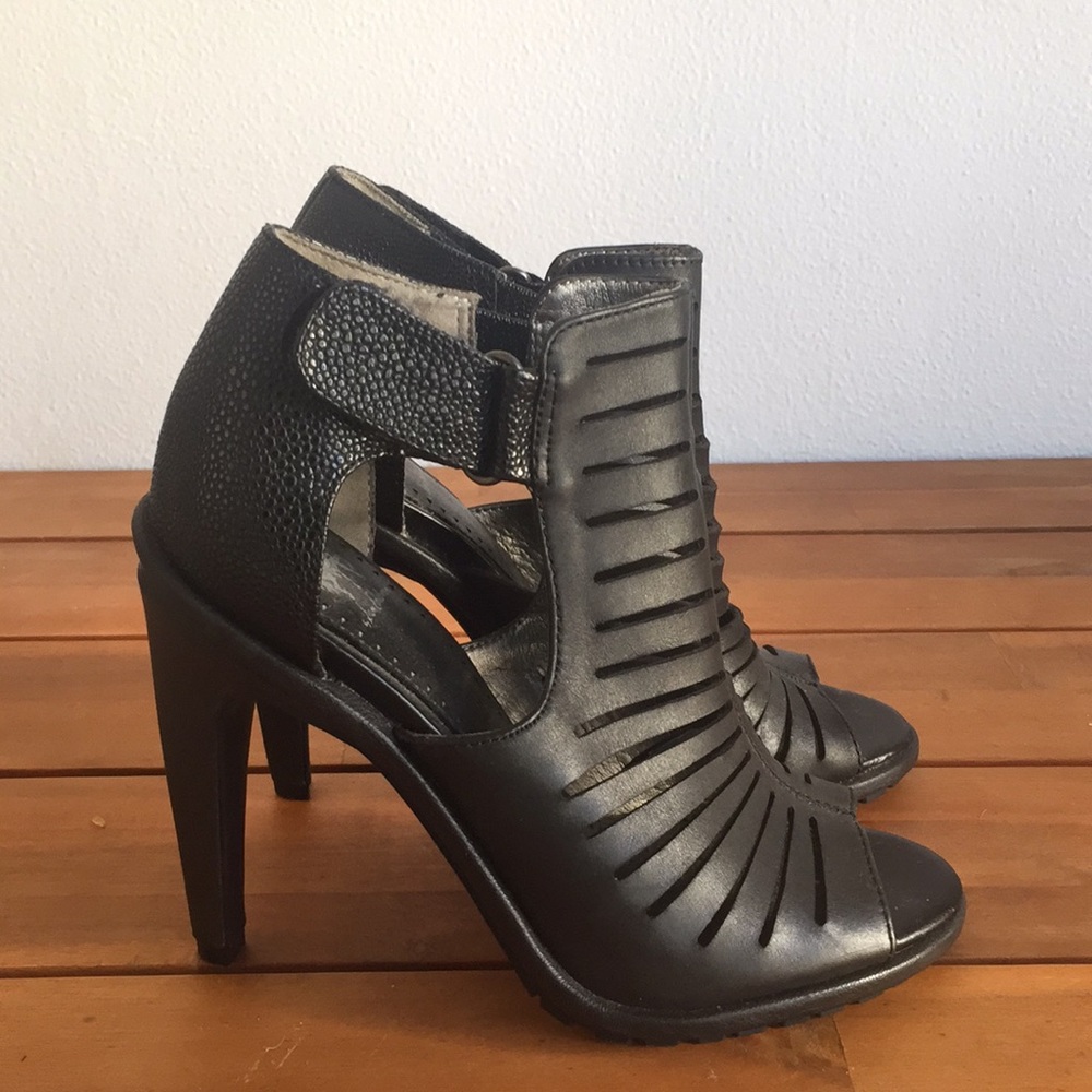 Sam Edelman Circus Black Leather Heels